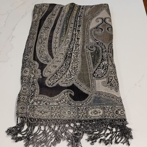 Collection Eighteen Metallic Floral Fringed Wrap Scarf - Picture 11 of 11